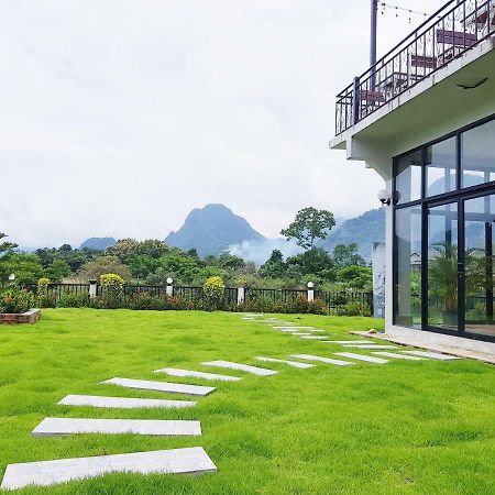 Simon Riverside Hotel Vang Vieng Exterior foto