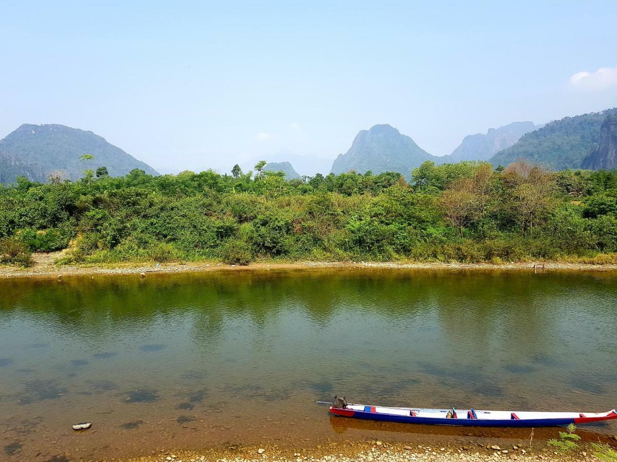 Simon Riverside Hotel Vang Vieng Exterior foto